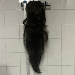 FreeTress 30” Dramatic Layered Ponytail 1B Off Black NWT